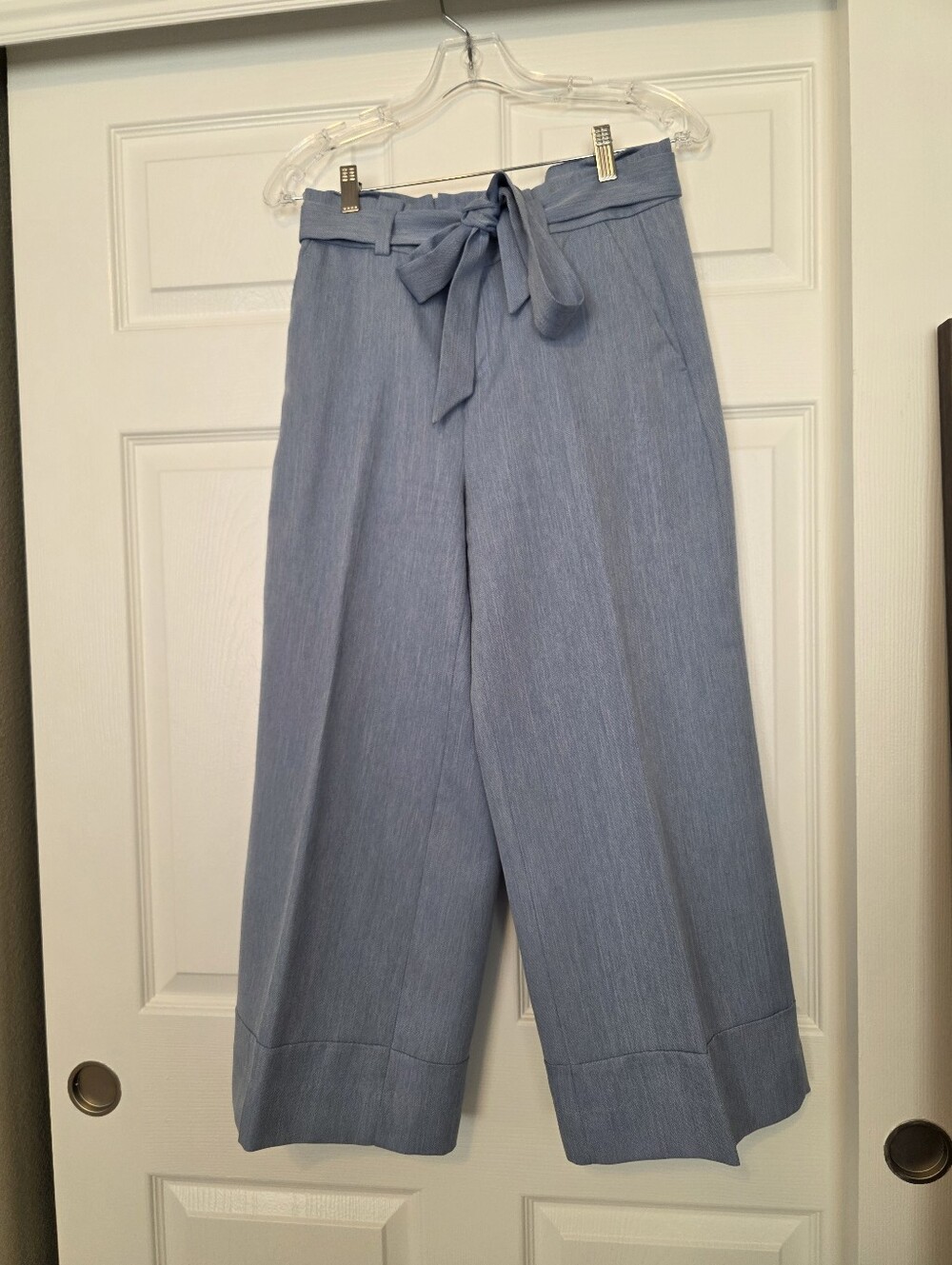 Banana Republic Factory Light Blue Wide-Leg Tie-Waist Cropped Pants, Size 2